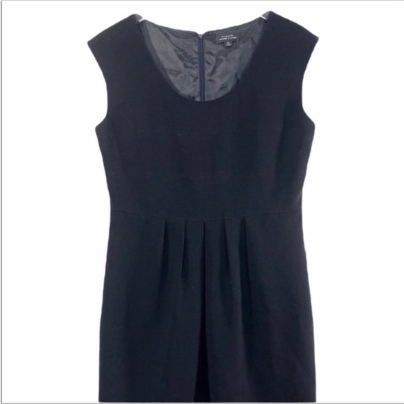 TAHARI pleated sleeveless sheath dress 10 - Picture 5 of 8